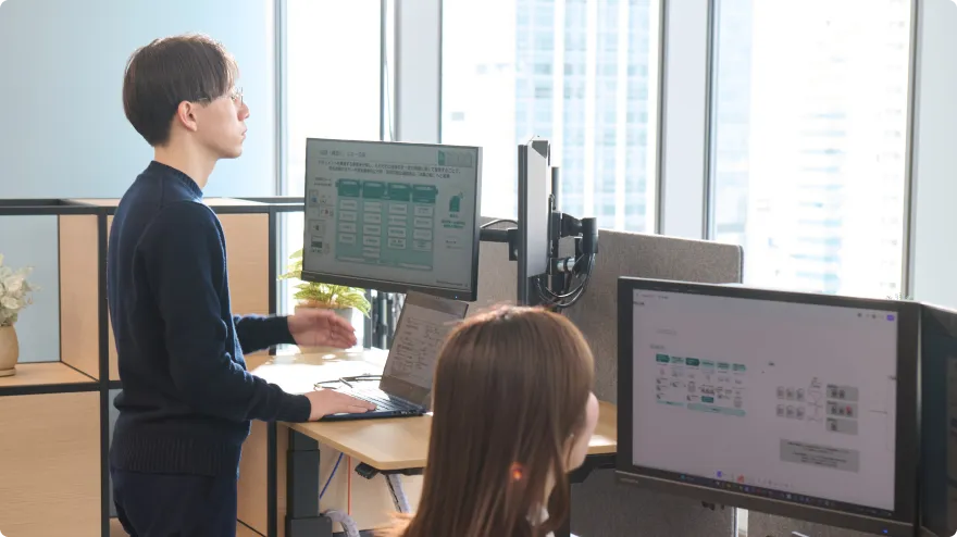 FOCUS DESK