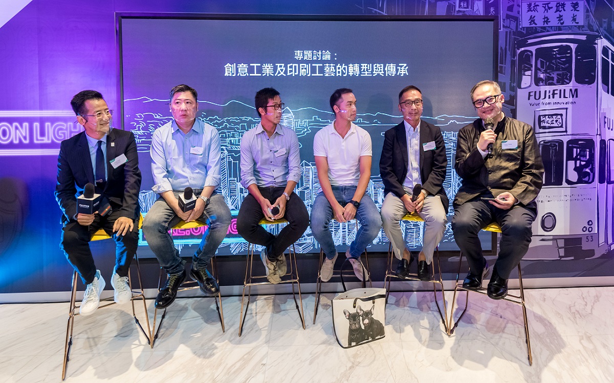 2020 Asian Print Awards Hong Kong winners shared their experience with Mr. Victor Tsang of CreateHK